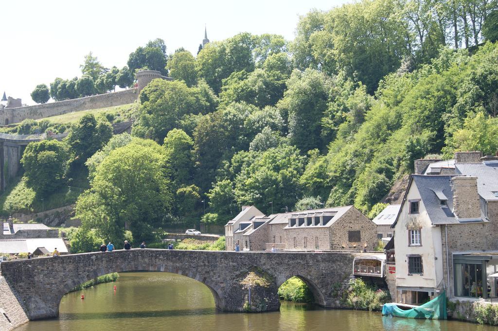 Appartement Au Fil De L'eau - Le Jerzual à Dinan Extérieur photo